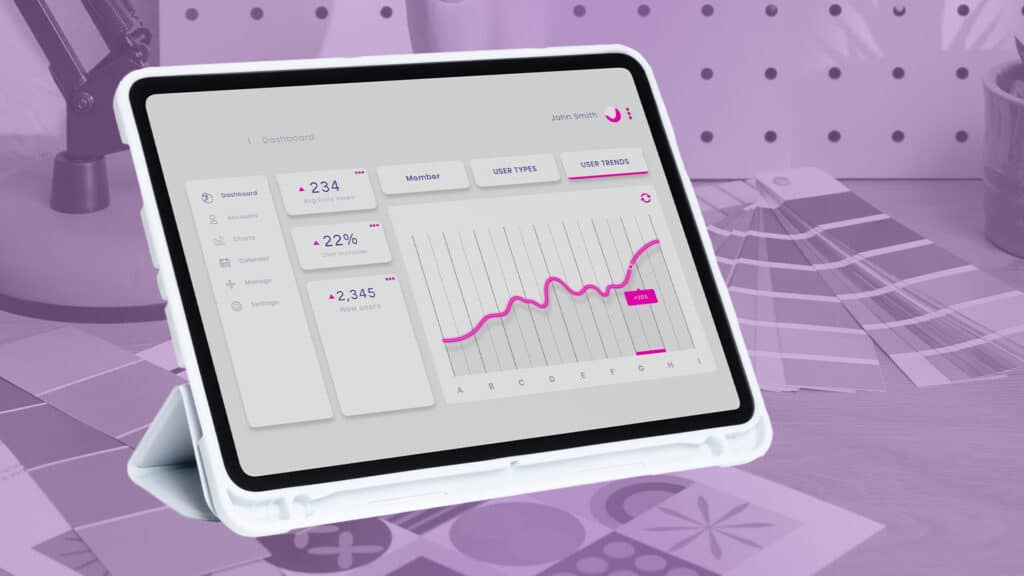 Pannello di controllo digitale con grafico di analisi dati su tablet.